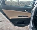 Серый Киа K5, объемом двигателя 2 л и пробегом 307 тыс. км за 10990 $, фото 18 на Automoto.ua
