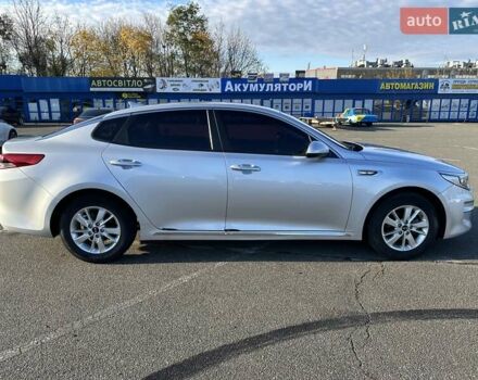 Сірий Кіа K5, об'ємом двигуна 2 л та пробігом 106 тис. км за 13300 $, фото 9 на Automoto.ua