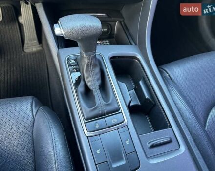 Сірий Кіа K5, об'ємом двигуна 2 л та пробігом 106 тис. км за 13300 $, фото 19 на Automoto.ua