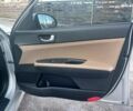 Серый Киа K5, объемом двигателя 2 л и пробегом 307 тыс. км за 10990 $, фото 20 на Automoto.ua