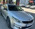 Серый Киа K5, объемом двигателя 2 л и пробегом 368 тыс. км за 9250 $, фото 1 на Automoto.ua