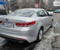 Серый Киа K5, объемом двигателя 2 л и пробегом 271 тыс. км за 9900 $, фото 1 на Automoto.ua