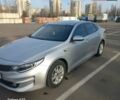 Сірий Кіа K5, об'ємом двигуна 2 л та пробігом 240 тис. км за 12000 $, фото 1 на Automoto.ua
