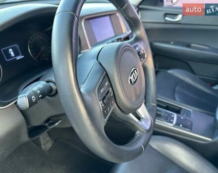 Сірий Кіа K5, об'ємом двигуна 2 л та пробігом 106 тис. км за 13300 $, фото 22 на Automoto.ua