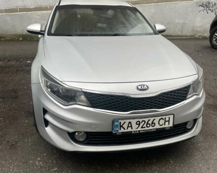 Сірий Кіа K5, об'ємом двигуна 2 л та пробігом 350 тис. км за 11200 $, фото 1 на Automoto.ua