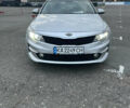 Серый Киа K5, объемом двигателя 2 л и пробегом 300 тыс. км за 10300 $, фото 15 на Automoto.ua