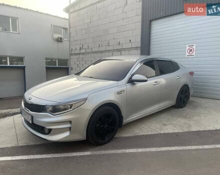 Серый Киа K5, объемом двигателя 2 л и пробегом 281 тыс. км за 11450 $, фото 20 на Automoto.ua