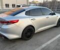 Серый Киа K5, объемом двигателя 2 л и пробегом 267 тыс. км за 12900 $, фото 1 на Automoto.ua