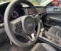 Сірий Кіа K5, об'ємом двигуна 2 л та пробігом 249 тис. км за 10500 $, фото 13 на Automoto.ua