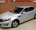Серый Киа K5, объемом двигателя 2 л и пробегом 170 тыс. км за 8500 $, фото 2 на Automoto.ua