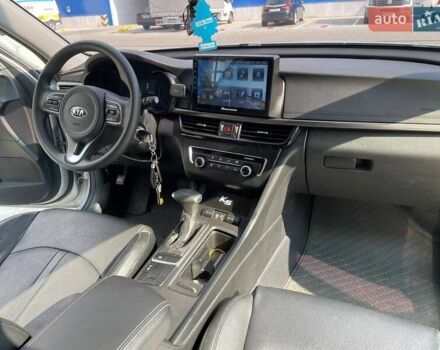 Серый Киа K5, объемом двигателя 2 л и пробегом 281 тыс. км за 11450 $, фото 16 на Automoto.ua
