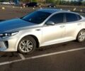 Серый Киа K5, объемом двигателя 2 л и пробегом 290 тыс. км за 12000 $, фото 9 на Automoto.ua