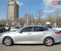 Сірий Кіа K5, об'ємом двигуна 2 л та пробігом 309 тис. км за 11700 $, фото 3 на Automoto.ua