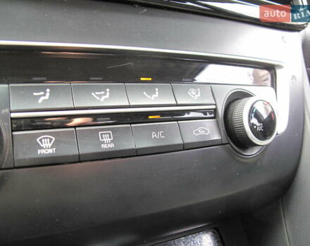 Серый Киа K5, объемом двигателя 2 л и пробегом 327 тыс. км за 11600 $, фото 69 на Automoto.ua