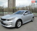 Серый Киа K5, объемом двигателя 2 л и пробегом 327 тыс. км за 11600 $, фото 2 на Automoto.ua