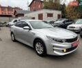 Серый Киа K5, объемом двигателя 2 л и пробегом 244 тыс. км за 11990 $, фото 2 на Automoto.ua