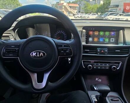 Сірий Кіа K5, об'ємом двигуна 2 л та пробігом 322 тис. км за 11990 $, фото 6 на Automoto.ua