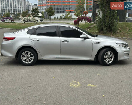 Сірий Кіа K5, об'ємом двигуна 2 л та пробігом 305 тис. км за 10900 $, фото 5 на Automoto.ua