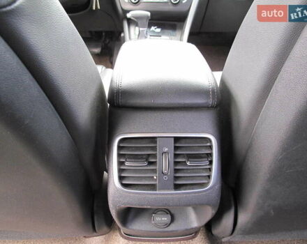 Серый Киа K5, объемом двигателя 2 л и пробегом 327 тыс. км за 11600 $, фото 35 на Automoto.ua