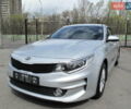 Серый Киа K5, объемом двигателя 2 л и пробегом 327 тыс. км за 11600 $, фото 1 на Automoto.ua
