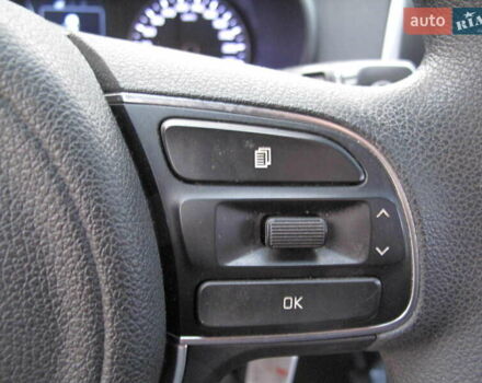 Сірий Кіа K5, об'ємом двигуна 2 л та пробігом 291 тис. км за 12800 $, фото 45 на Automoto.ua
