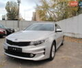 Сірий Кіа K5, об'ємом двигуна 2 л та пробігом 291 тис. км за 12800 $, фото 7 на Automoto.ua