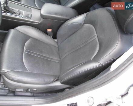 Сірий Кіа K5, об'ємом двигуна 2 л та пробігом 291 тис. км за 12800 $, фото 13 на Automoto.ua