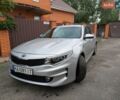 Серый Киа K5, объемом двигателя 2 л и пробегом 327 тыс. км за 9120 $, фото 1 на Automoto.ua