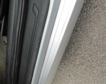 Серый Киа K5, объемом двигателя 2 л и пробегом 327 тыс. км за 11600 $, фото 24 на Automoto.ua