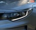 Серый Киа K5, объемом двигателя 2 л и пробегом 320 тыс. км за 11600 $, фото 9 на Automoto.ua