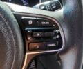 Сірий Кіа K5, об'ємом двигуна 2 л та пробігом 203 тис. км за 13299 $, фото 35 на Automoto.ua