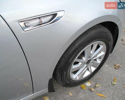 Сірий Кіа K5, об'ємом двигуна 2 л та пробігом 291 тис. км за 12800 $, фото 38 на Automoto.ua