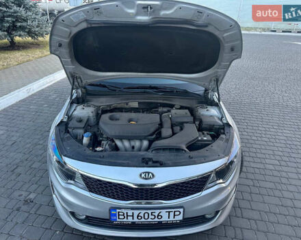 Серый Киа K5, объемом двигателя 2 л и пробегом 292 тыс. км за 11000 $, фото 41 на Automoto.ua