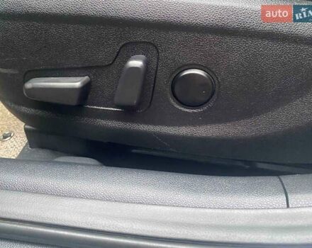Сірий Кіа K5, об'ємом двигуна 2 л та пробігом 322 тис. км за 11990 $, фото 5 на Automoto.ua