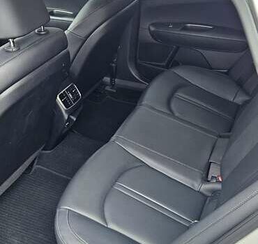 Серый Киа K5, объемом двигателя 2 л и пробегом 206 тыс. км за 14900 $, фото 17 на Automoto.ua