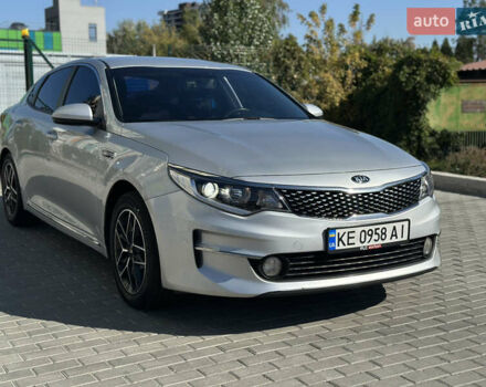 Серый Киа K5, объемом двигателя 2 л и пробегом 73 тыс. км за 15800 $, фото 1 на Automoto.ua