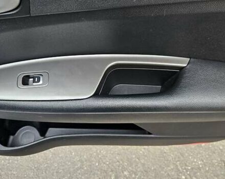 Серый Киа K5, объемом двигателя 2 л и пробегом 206 тыс. км за 14900 $, фото 31 на Automoto.ua