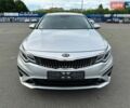 Серый Киа K5, объемом двигателя 2 л и пробегом 171 тыс. км за 12700 $, фото 1 на Automoto.ua