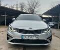 Сірий Кіа K5, об'ємом двигуна 2 л та пробігом 176 тис. км за 16500 $, фото 1 на Automoto.ua