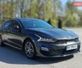 Серый Киа K5, объемом двигателя 2 л и пробегом 193 тыс. км за 20800 $, фото 1 на Automoto.ua