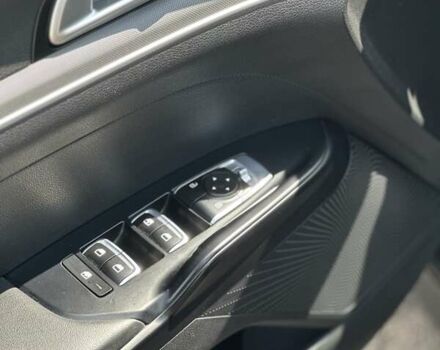 Сірий Кіа K5, об'ємом двигуна 1.6 л та пробігом 76 тис. км за 21300 $, фото 56 на Automoto.ua