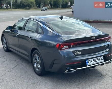 Сірий Кіа K5, об'ємом двигуна 1.6 л та пробігом 76 тис. км за 21300 $, фото 30 на Automoto.ua