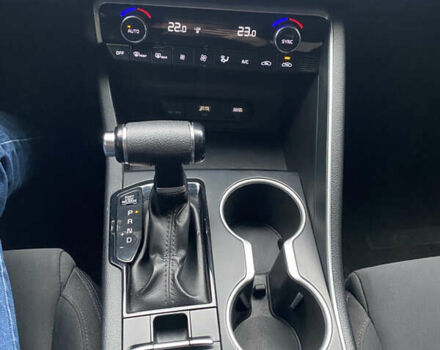 Серый Киа K5, объемом двигателя 1.6 л и пробегом 140 тыс. км за 20500 $, фото 29 на Automoto.ua