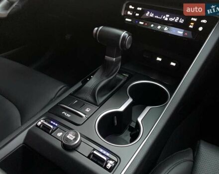 Серый Киа K5, объемом двигателя 2 л и пробегом 62 тыс. км за 24000 $, фото 34 на Automoto.ua