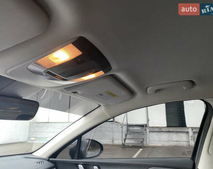 Серый Киа K5, объемом двигателя 1.6 л и пробегом 140 тыс. км за 20500 $, фото 33 на Automoto.ua