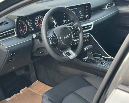 Серый Киа K5, объемом двигателя 1.6 л и пробегом 76 тыс. км за 21300 $, фото 18 на Automoto.ua