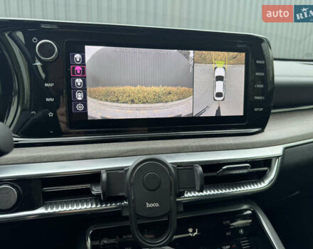 Серый Киа K5, объемом двигателя 2 л и пробегом 115 тыс. км за 29000 $, фото 18 на Automoto.ua