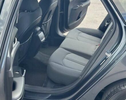 Сірий Кіа K5, об'ємом двигуна 1.6 л та пробігом 76 тис. км за 21300 $, фото 35 на Automoto.ua