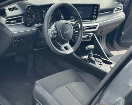 Сірий Кіа K5, об'ємом двигуна 1.6 л та пробігом 76 тис. км за 21300 $, фото 36 на Automoto.ua