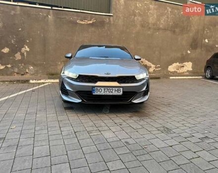 Сірий Кіа K5, об'ємом двигуна 2 л та пробігом 133 тис. км за 24700 $, фото 2 на Automoto.ua